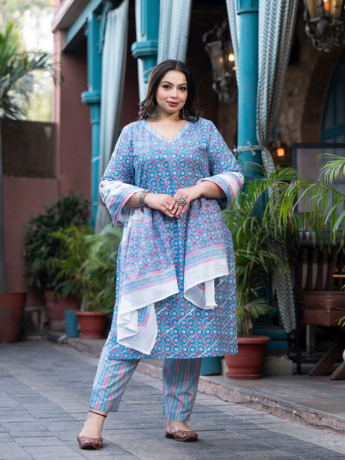 Women Plus Size Blue Pure Cotton Kurta Set With Dupatta